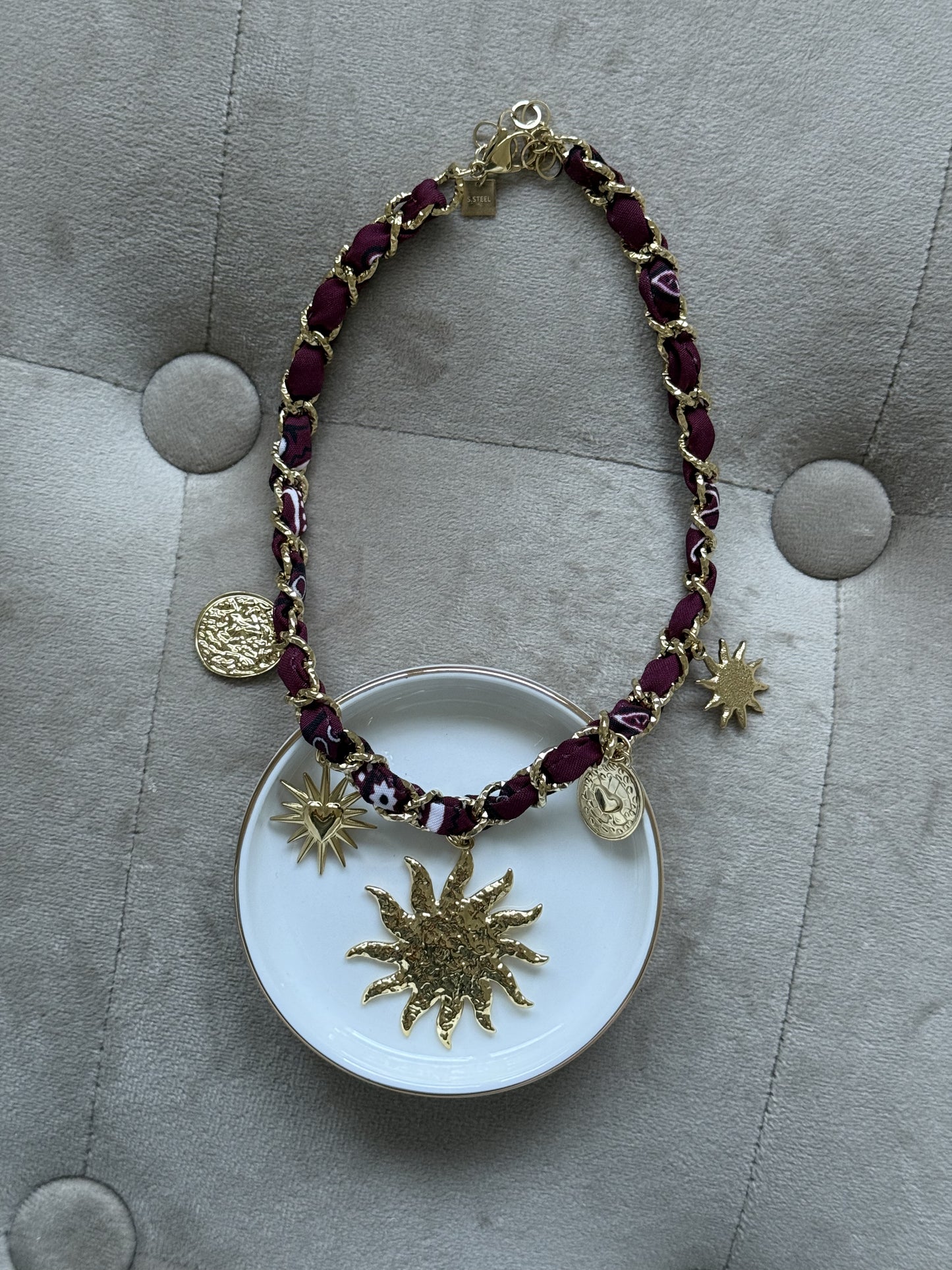 Collier SUN