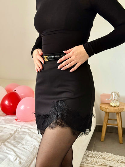 Mini-jupe dentelle noire Lily